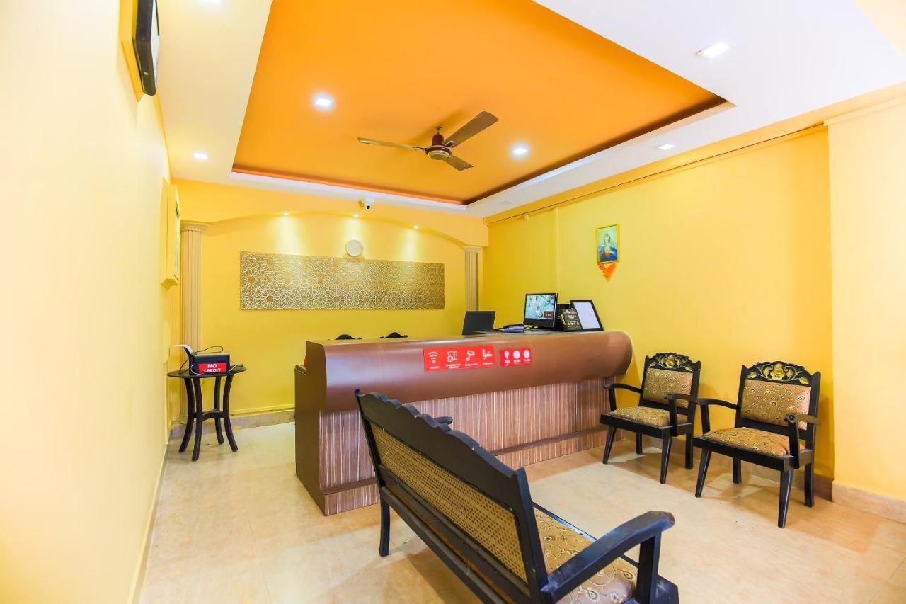 Oyo 18794 Hotel Colva Plaza Exterior photo